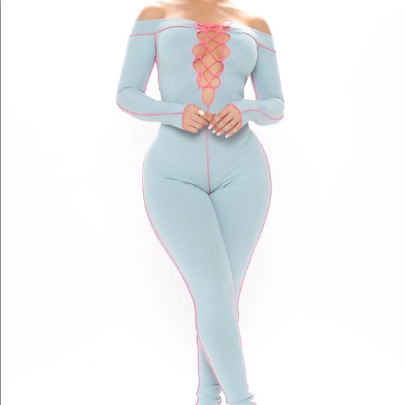 Fashion Nova Jumpsuit - Picture 2 of 6